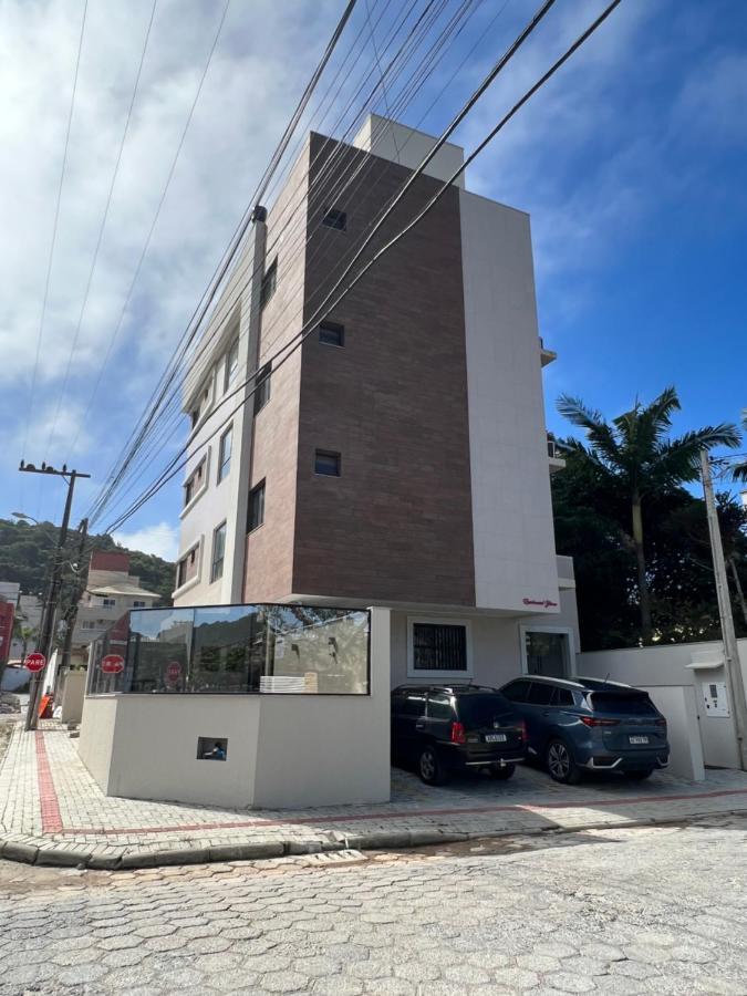 Residencial Yuema Daire Bombinhas Dış mekan fotoğraf
