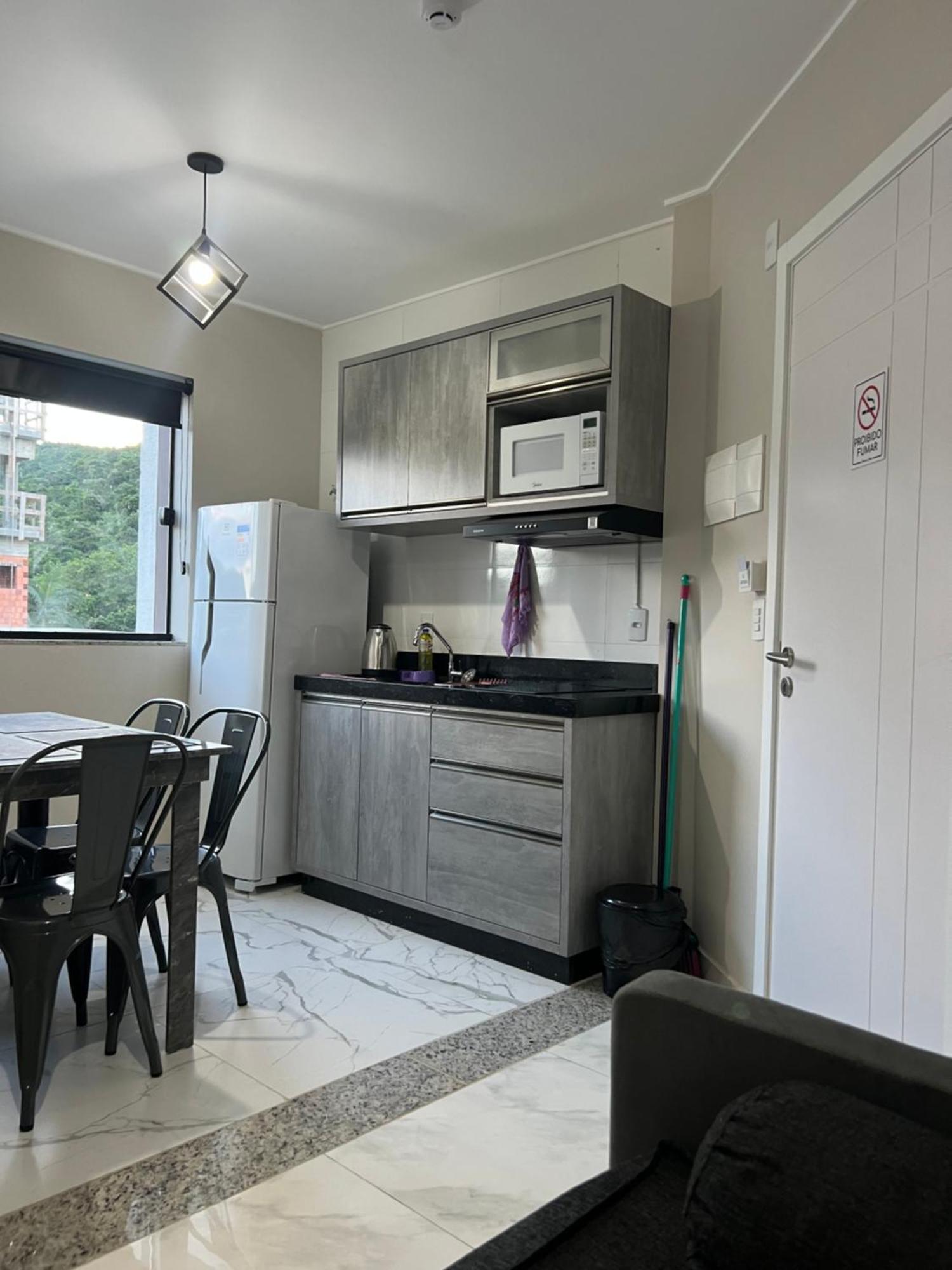Residencial Yuema Daire Bombinhas Dış mekan fotoğraf